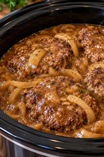 Crock Pot Cube Steak and Gravy for Comforting Dinner — featured